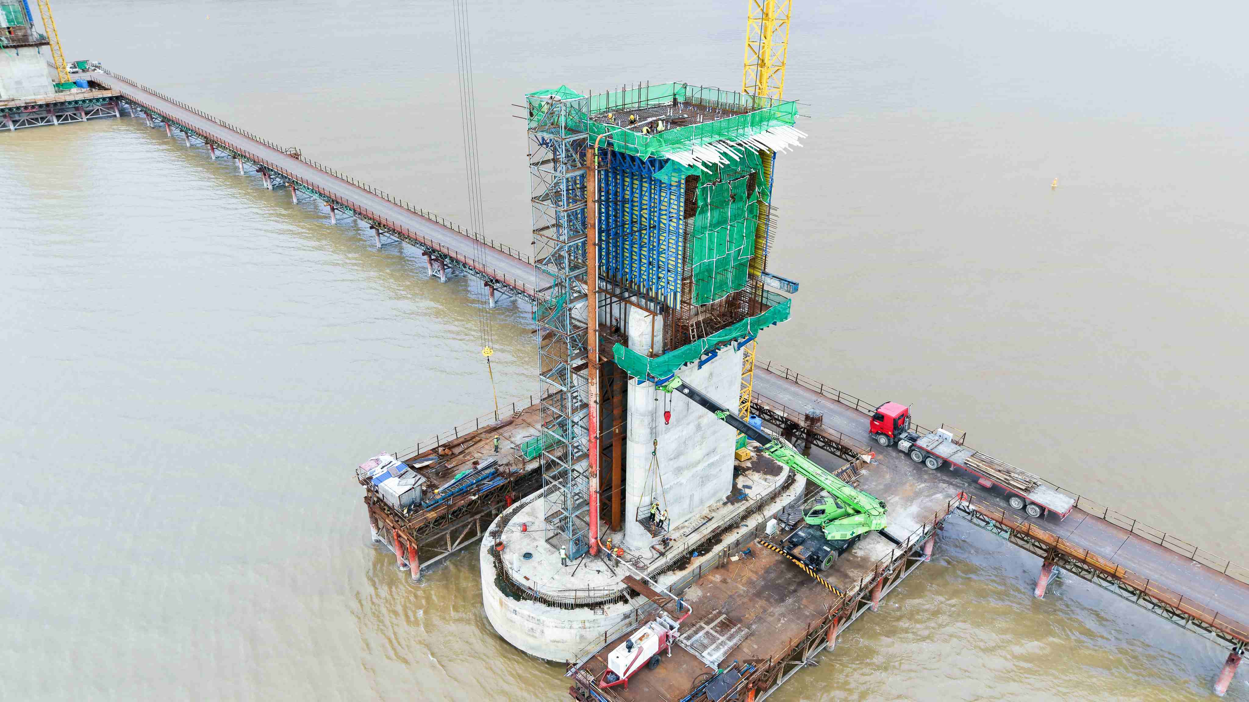 Balanced Cantilever Carriage