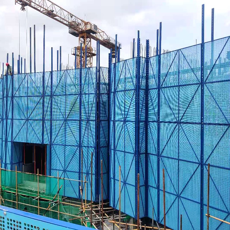 climbing platform steel frame and protective screening