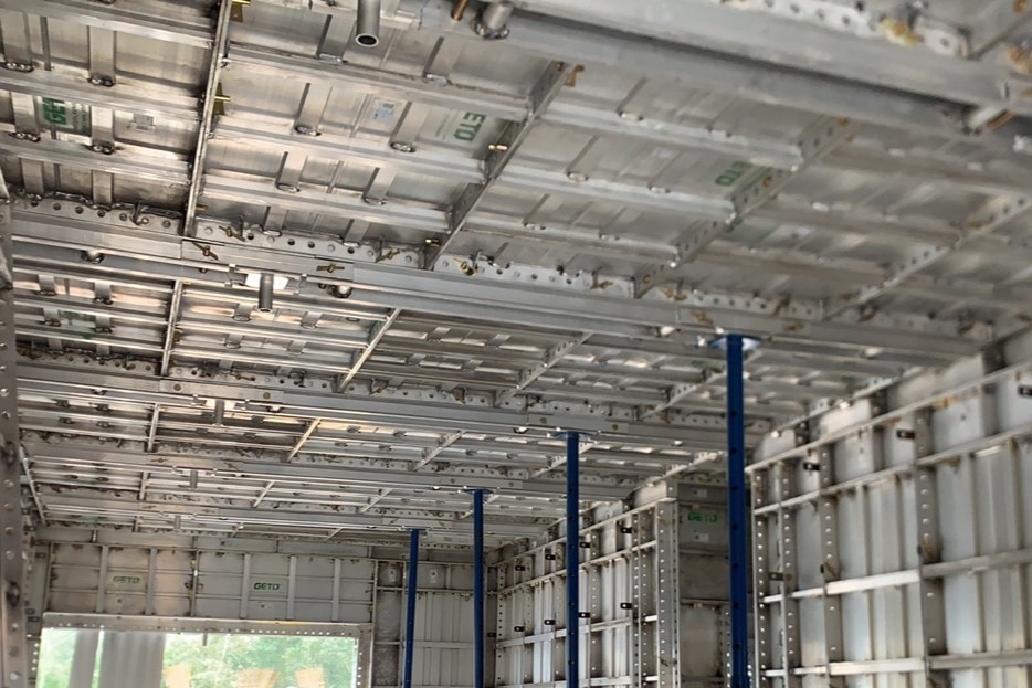 قوالب معدنية